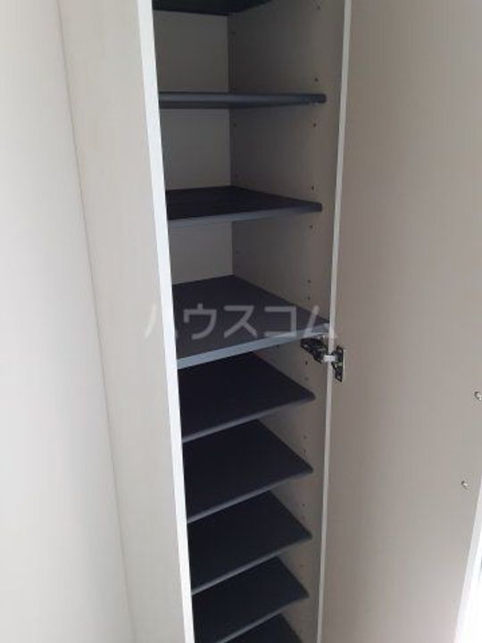 MAISON EFの内装