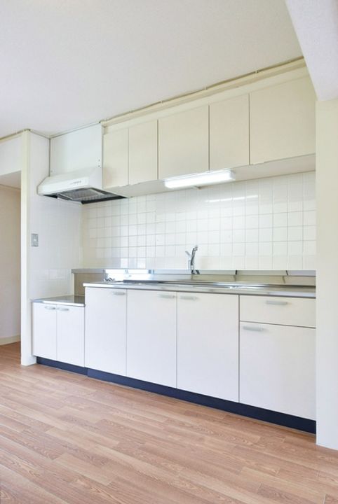 UR緑苑東のキッチン
