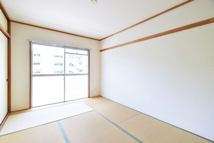 UR緑苑東の内装