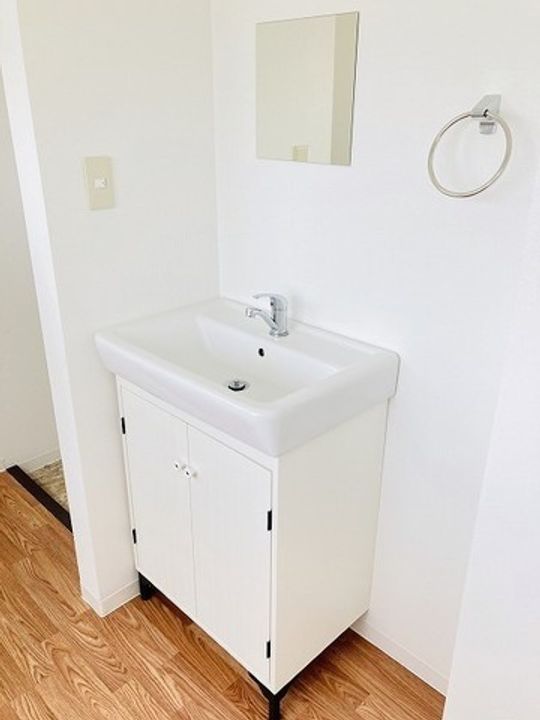 social apartment 若草共同住宅の内装
