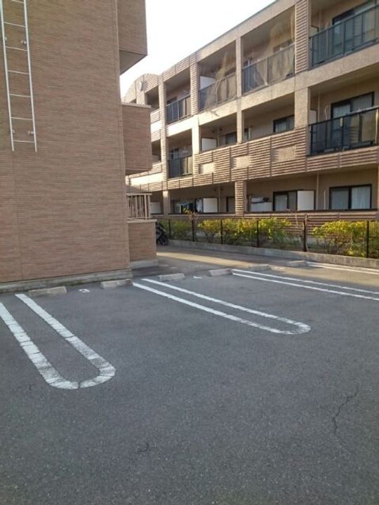 大阪府枚方市大峰元町2(マンション)の賃貸物件の地図