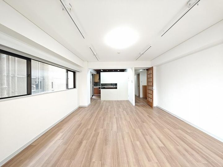 レ・フルール西麻布の居間