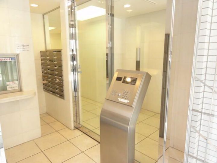 デュオスカーラ西麻布タワーEASTの地図