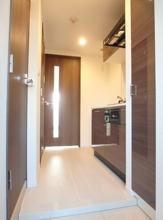 東京都港区高輪1(マンション)の賃貸物件の玄関