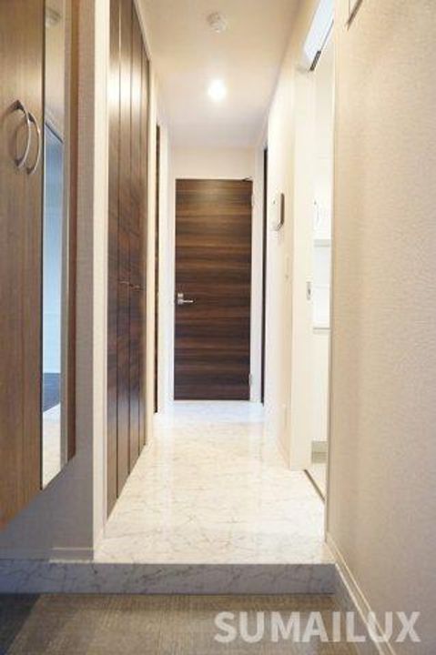 エスポワールヴィラB棟の玄関