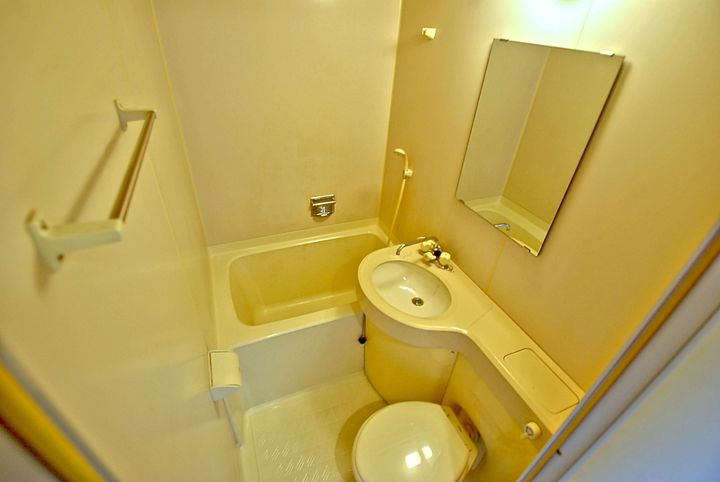 岡部グリーンハイツの風呂