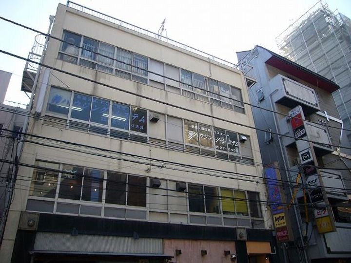 岡田BLD6の外観