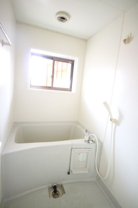 岡山県倉敷市中庄(アパート)の賃貸物件の風呂