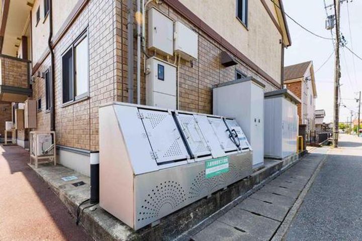 リビングタウン中川栄町の地図