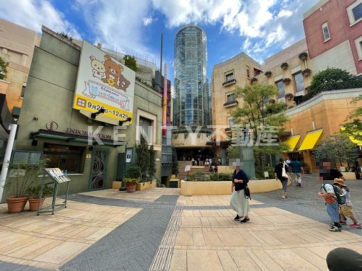 福山ビルの周辺
