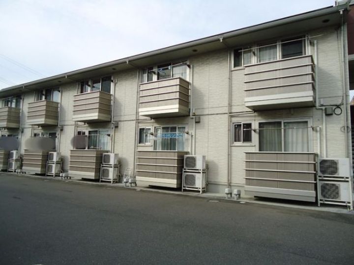 レセンテ松村 C棟の外観