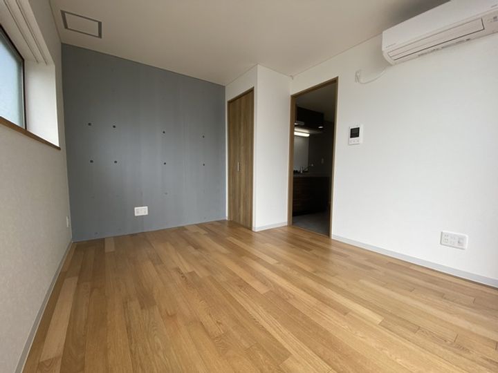 千葉県市川市南八幡3(マンション)の賃貸物件の居間