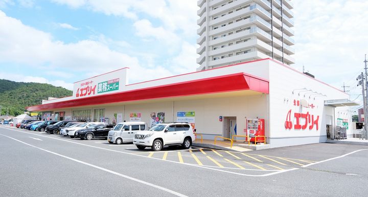 コンチネンタルイン・Aの周辺