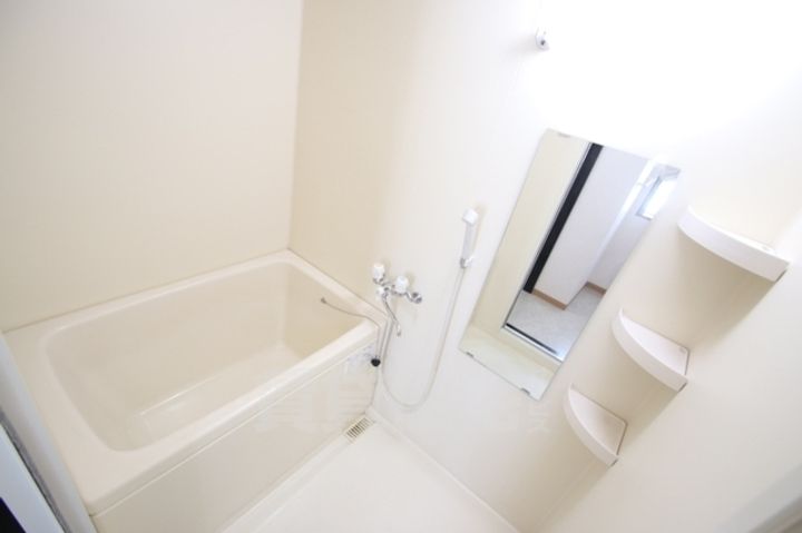 ティーズシャレットの風呂