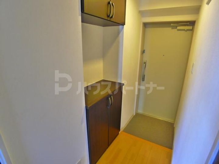 アーバンレックス西新井IIIの玄関