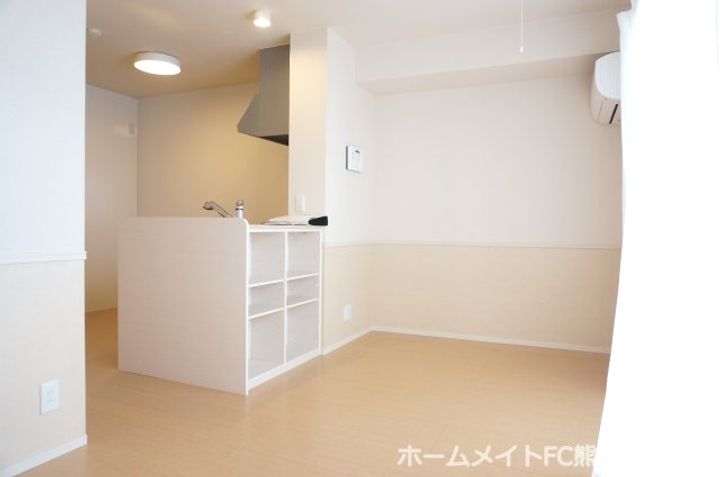 ルミエール長嶺の居間