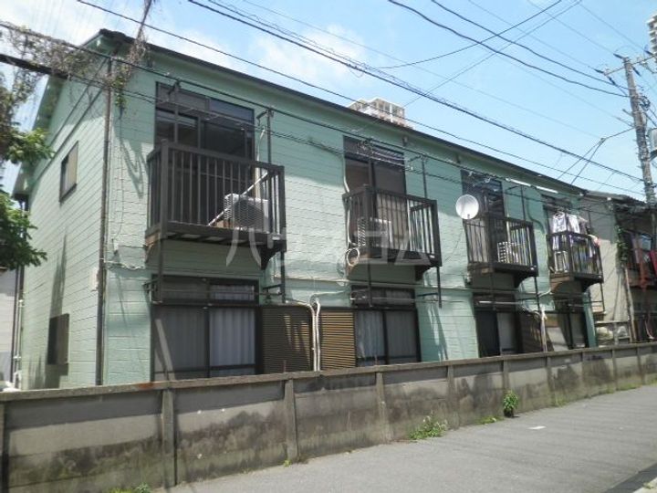 興栄ハイツの外観