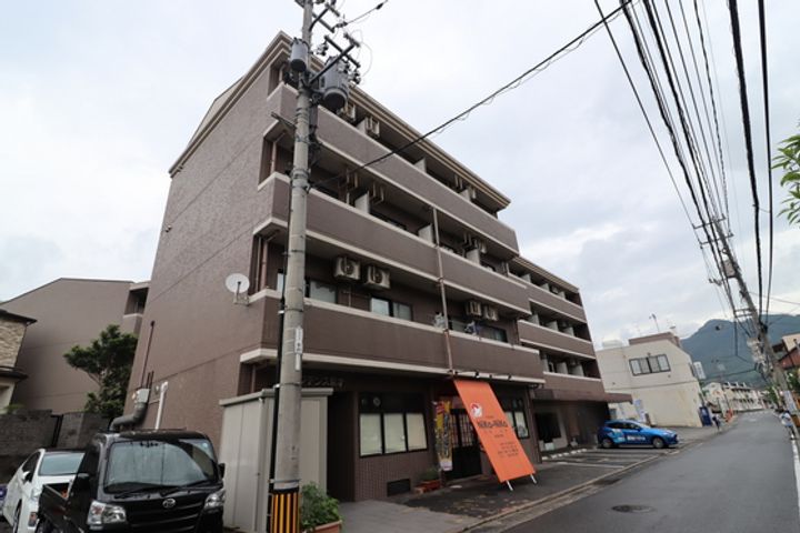 レジデンス京才の外観