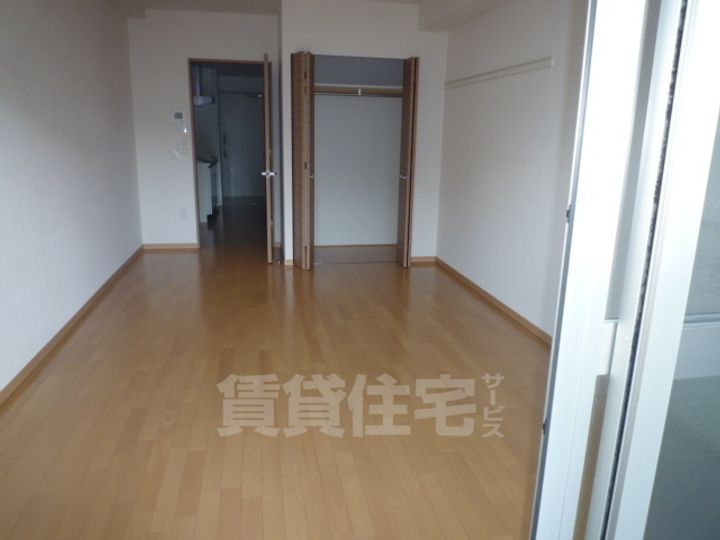 フェニックスK2の居間