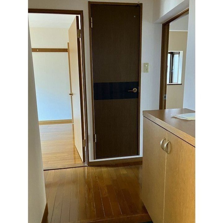 コンフォートKの玄関