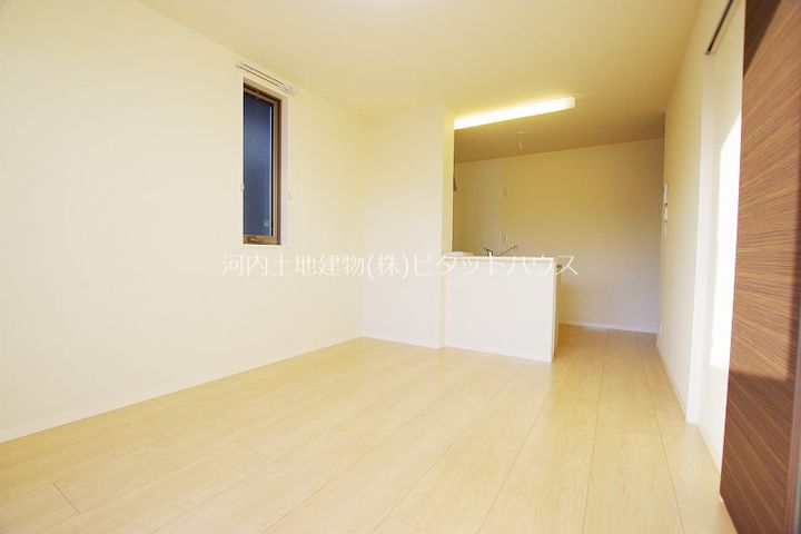 ヴィアソーレ Aの居間