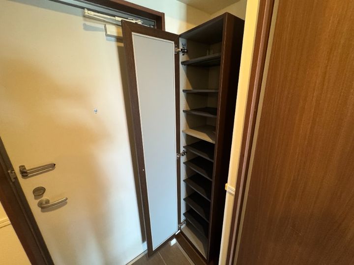 クラスインおもろまち駅前の玄関