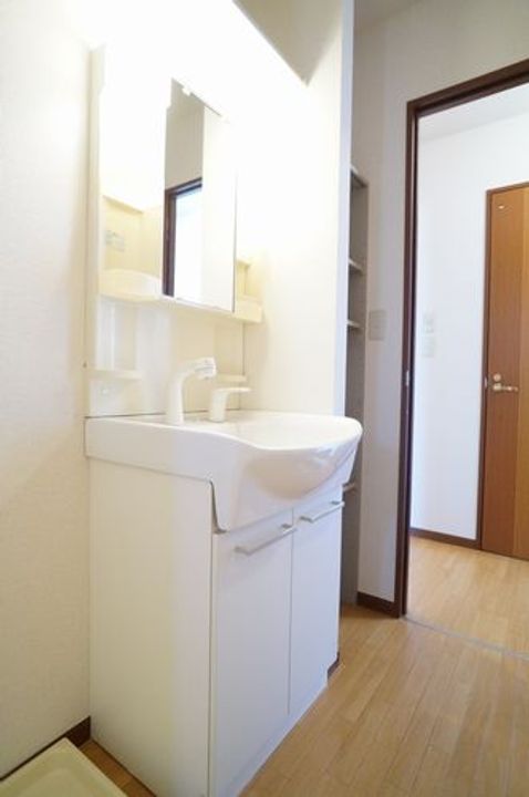 ラフィネBの居間