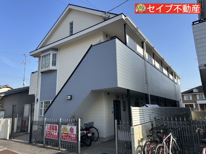 グローリー大安寺の外観