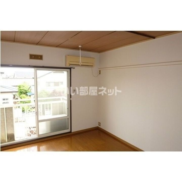 栃木県宇都宮市鶴田町(アパート)の賃貸物件の居間