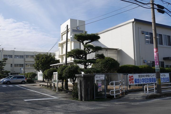 セジュール岡本の周辺