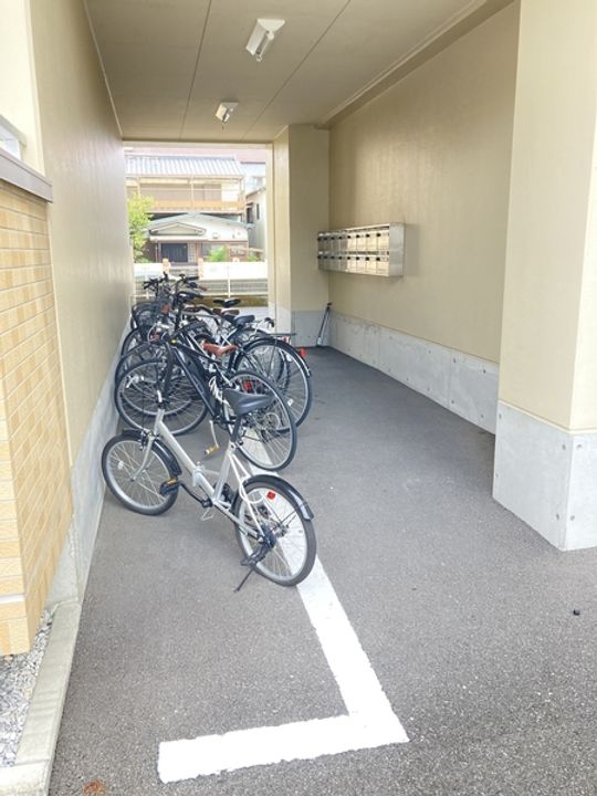 フィットハイム日の出の地図