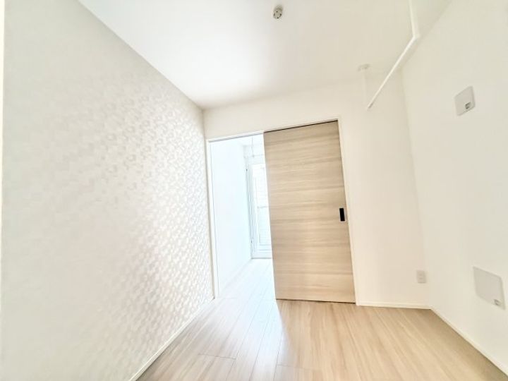 千葉県四街道市和良比(マンション)の賃貸物件の居間