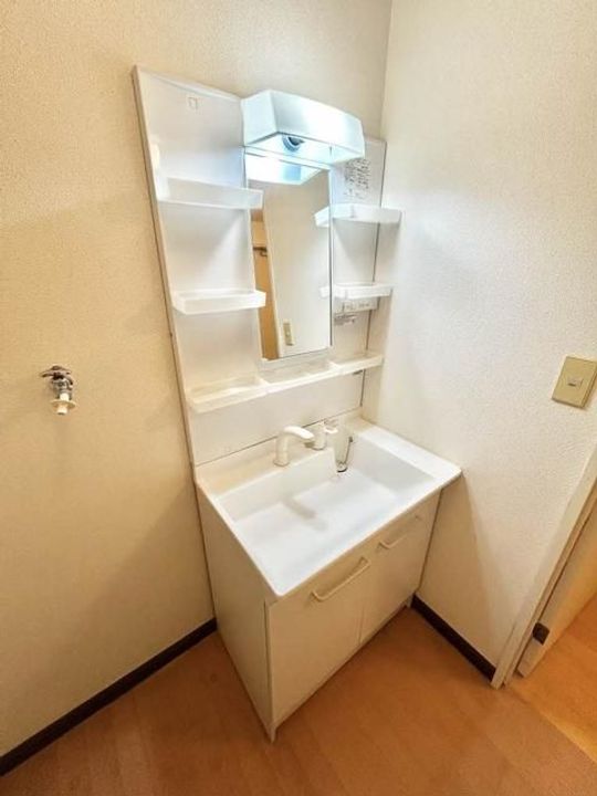 クレール福井 B棟の内装