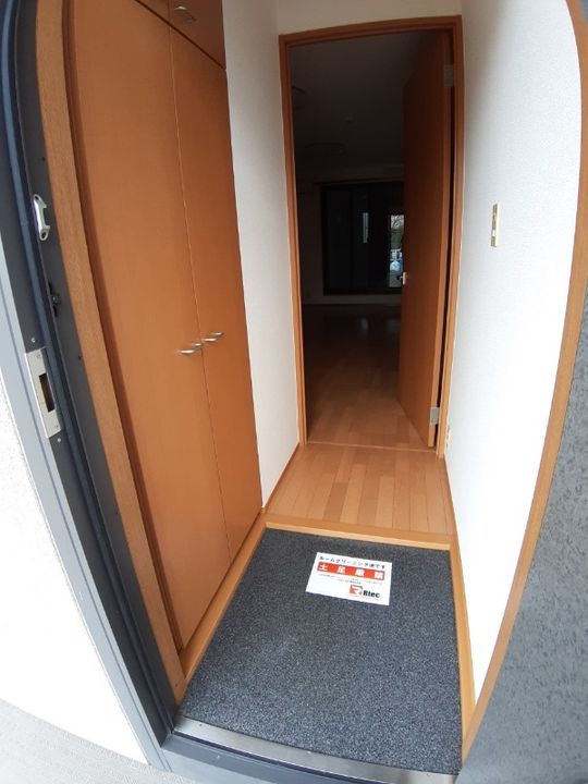 静岡県浜松市中央区上島1(アパート)の賃貸物件の玄関