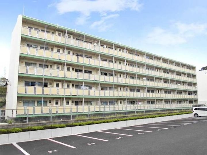 ビレッジハウス玉里1号棟の外観