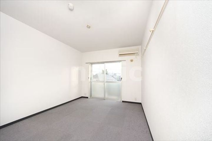 東京都杉並区和泉4(マンション)の賃貸物件の居間