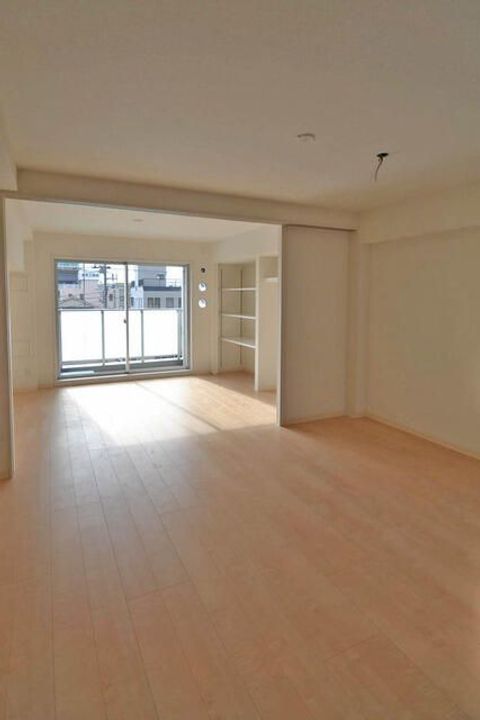 埼玉県戸田市本町1(マンション)の賃貸物件の居間