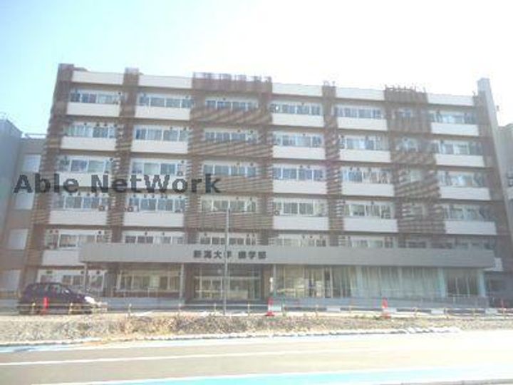 アークハイツAの周辺