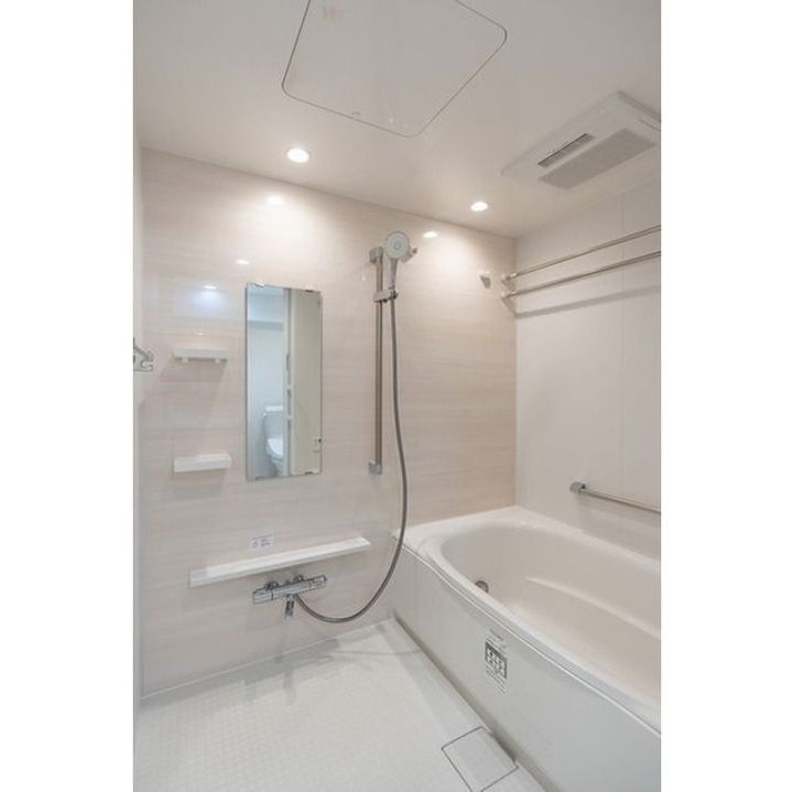 コンフォリア・リヴ新中野SOUTHの風呂