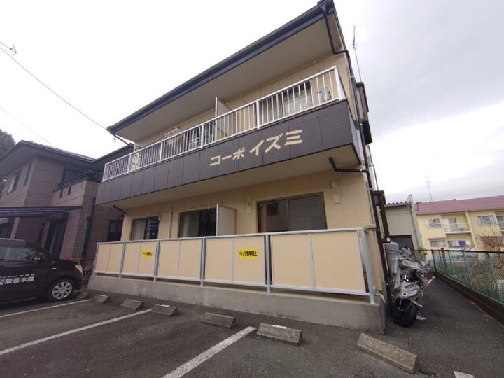 静岡県浜松市中央区泉1(アパート)の賃貸物件の外観