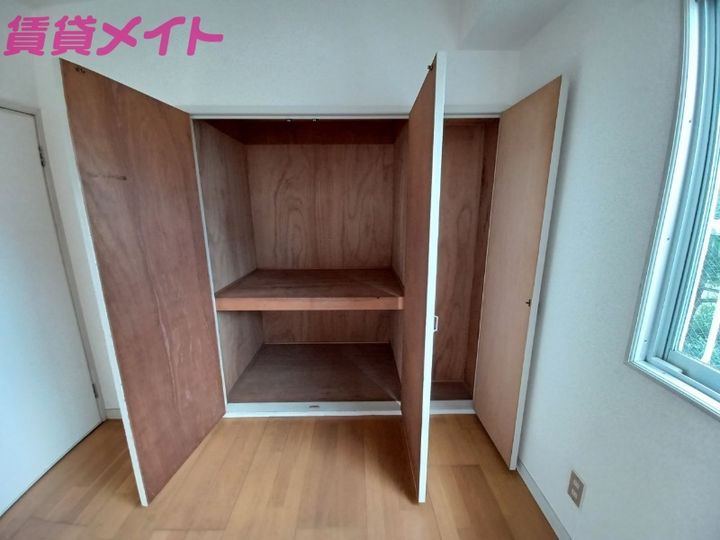 コスモシティ日永の内装