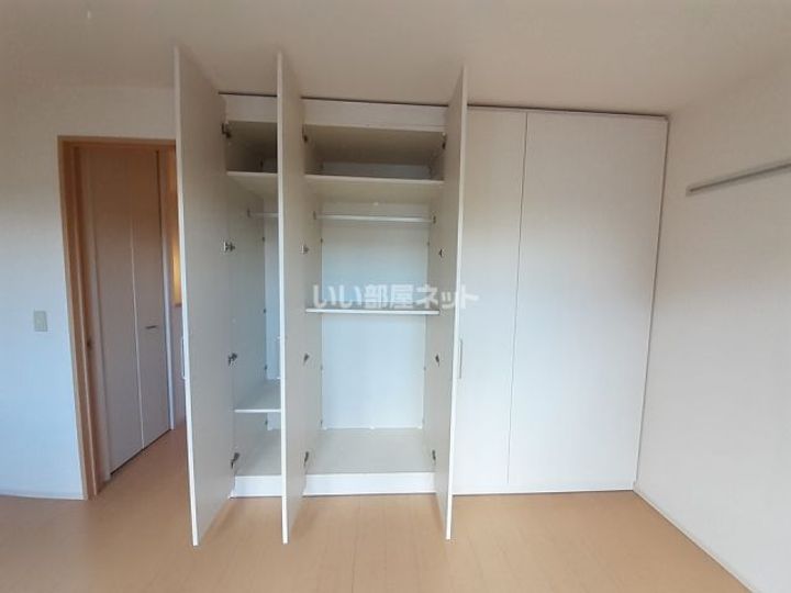 ジュ シ サン ハウス鬼丸の内装