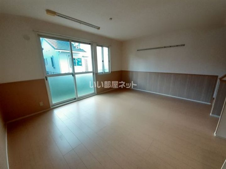 ジュ シ サン ハウス鬼丸の居間