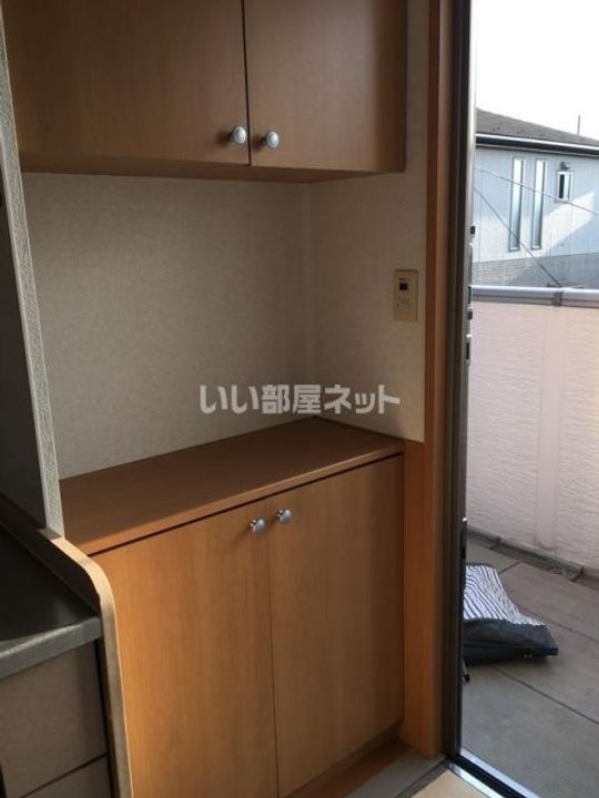 埼玉県所沢市東新井町(アパート)の賃貸物件の玄関