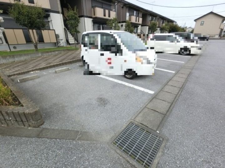 ネオ・アヴァンセ五代 七番館の地図
