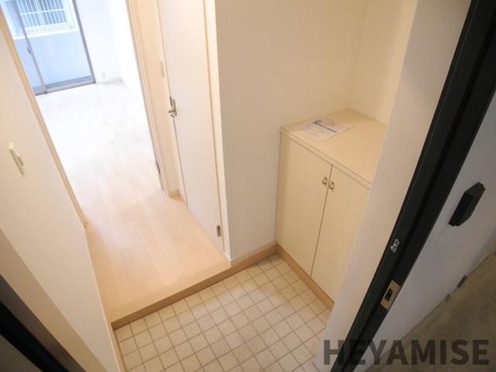 イ・メゾン麹屋の玄関