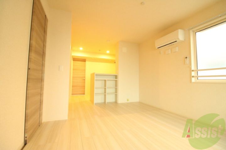 NTRエステート中山手通の居間