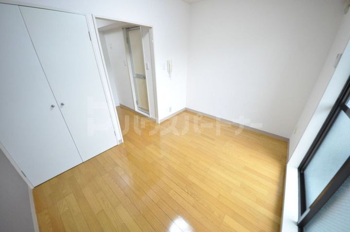 アーデル町屋の居間