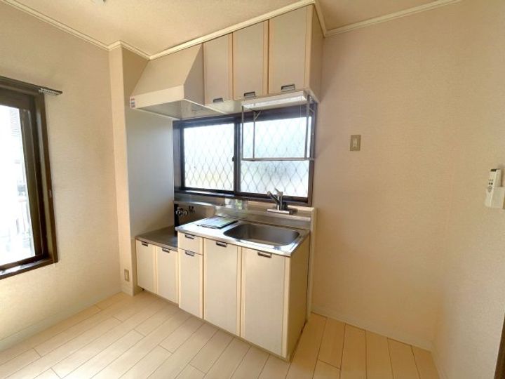 千葉県茂原市高師(アパート)の賃貸物件のキッチン
