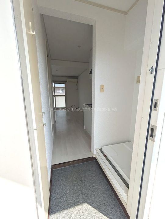 ベルメゾン福田の玄関